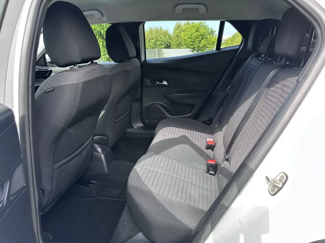 Peugeot 2008 2020 - 14900 EUR, 129000 km - AUTO.MOTO.pt - 129000km - foto 45 de 56
