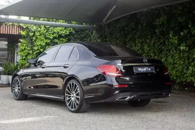 Mercedes-Benz E 300 2019 - 29900 EUR, 168000 km - AUTO.MOTO.pt - 168000km - foto 12 de 22