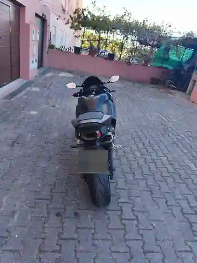 Honda CBR 600RR ABS 2024 — foto 5 de 13