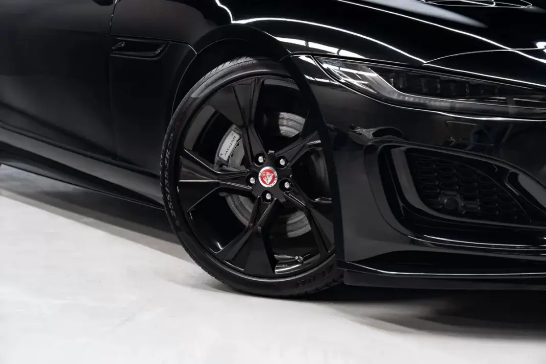 Jaguar F-Type 2021 - 55950 EUR, 38000 km - 38000km - foto 4 de 41