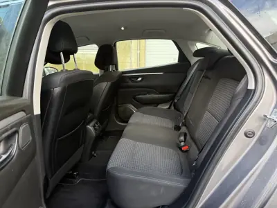 Renault Talisman 2018 - 10450 EUR, 197000 km - AUTO.MOTO.pt - 197000km - foto 11 de 14