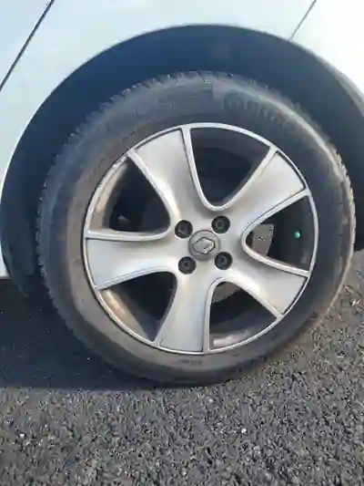Renault Clio 2013 - 8600 EUR, 171000 km - AUTO.MOTO.pt - 171000km - foto 8 de 19