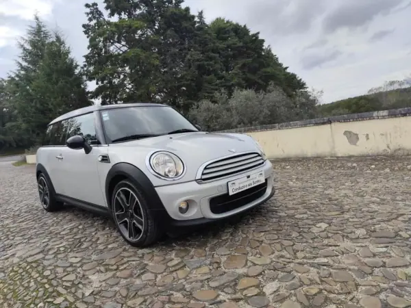MINI Clubman 2011 - 7500 EUR, 293000 km - AUTO.MOTO.pt - 293000km - foto 60 de 65