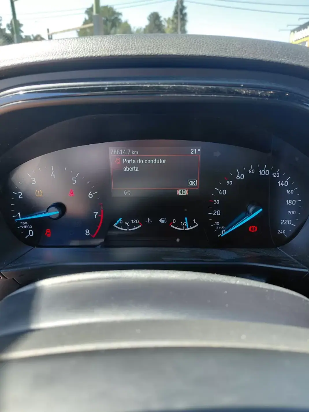 Ford Focus 2023 - 17900 EUR, 70000 km - AUTO.MOTO.pt - 70000km - foto 5 de 14