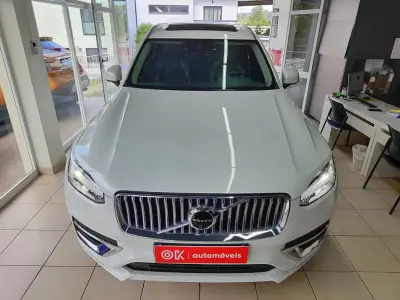 Volvo XC 90 2021 - 49950 EUR, 70500 km - AUTO.MOTO.pt - 70500km - foto 4 de 41