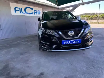 Nissan Qashqai 2018 - 19500 EUR, 84967 km - AUTO.MOTO.pt - 84967km - foto 1 de 18