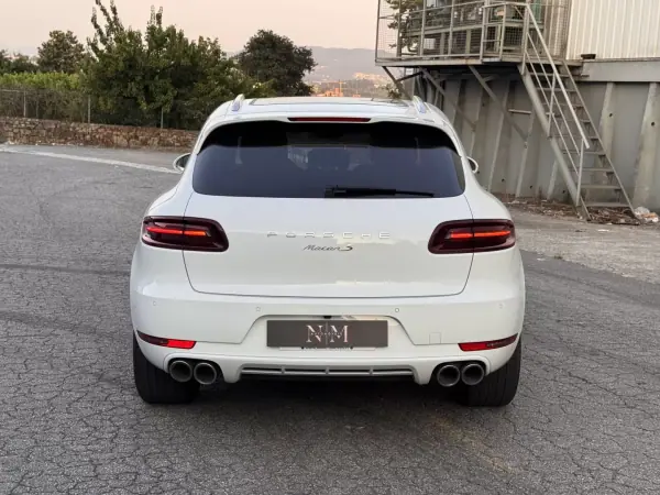 Porsche Macan 2016 - 45990 EUR, 132000 km - AUTO.MOTO.pt - 132000km - foto 6 de 34