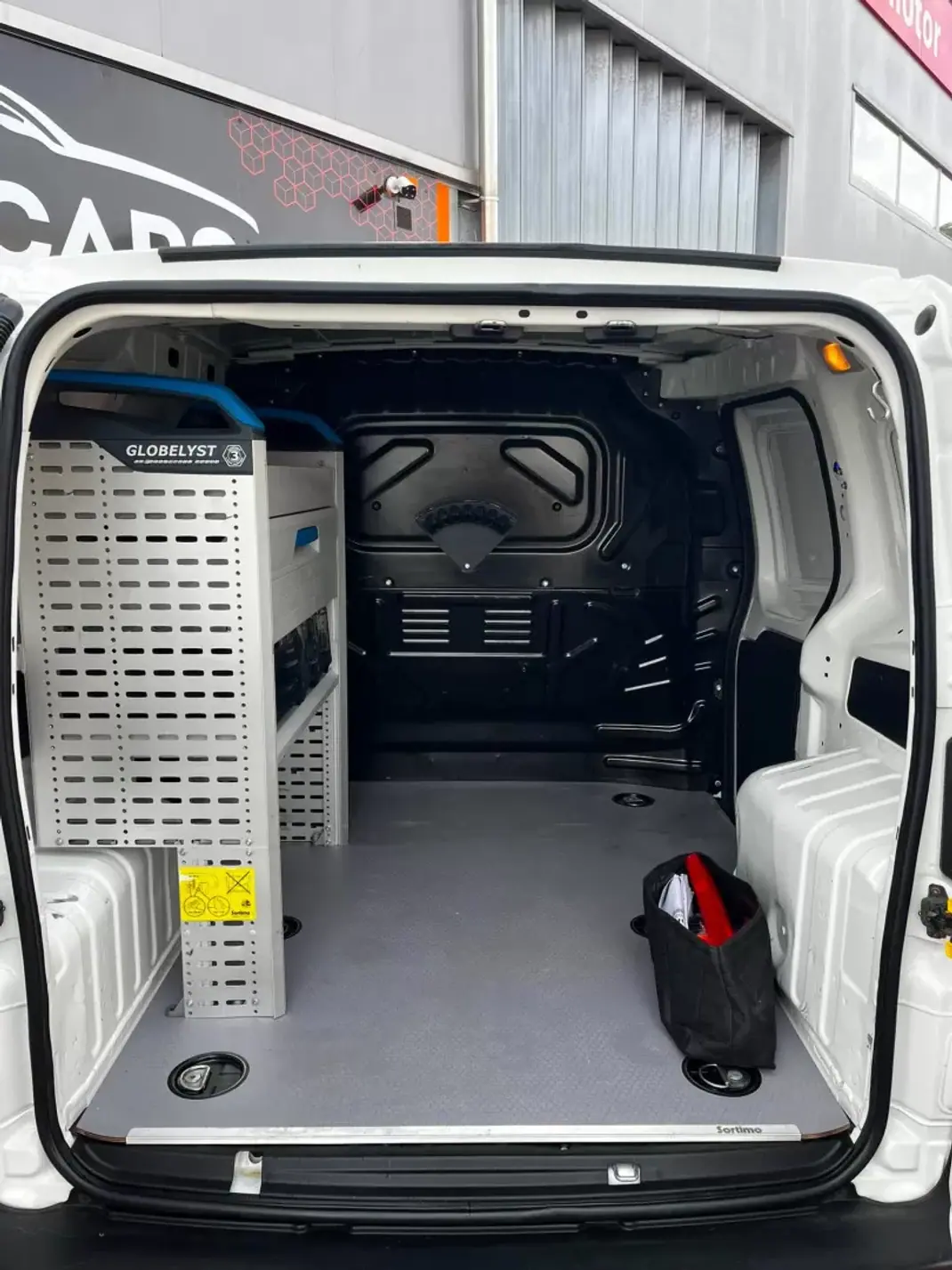 Fiat FIORINO 1.3 M-JET C/AC 2019 - 6750 EUR, 208112 km - AUTO.MOTO.pt - 208112km - foto 15 de 15