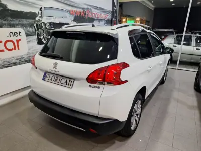 Peugeot 2008 2015 - 9740 EUR, 120266 km - AUTO.MOTO.pt - 120266km - foto 23 de 28
