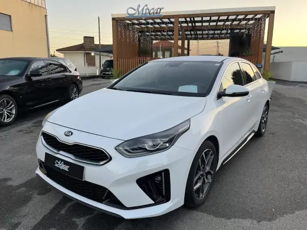 Kia ProCeed 2022 - 19450 EUR, 92000 km - AUTO.MOTO.pt - 92000km - foto 41 de 51