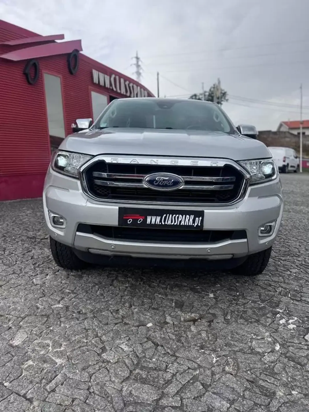 Ford Ranger 2020 - 31900 EUR, 88000 km - AUTO.MOTO.pt - 88000km - foto 2 de 5