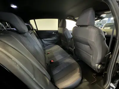 Peugeot 308 2017 - 10990 EUR, 120000 km - AUTO.MOTO.pt - 120000km - foto 9 de 35