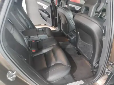 Volvo V90 2017 - 23500 EUR, 131000 km - AUTO.MOTO.pt - 131000km - foto 15 de 39