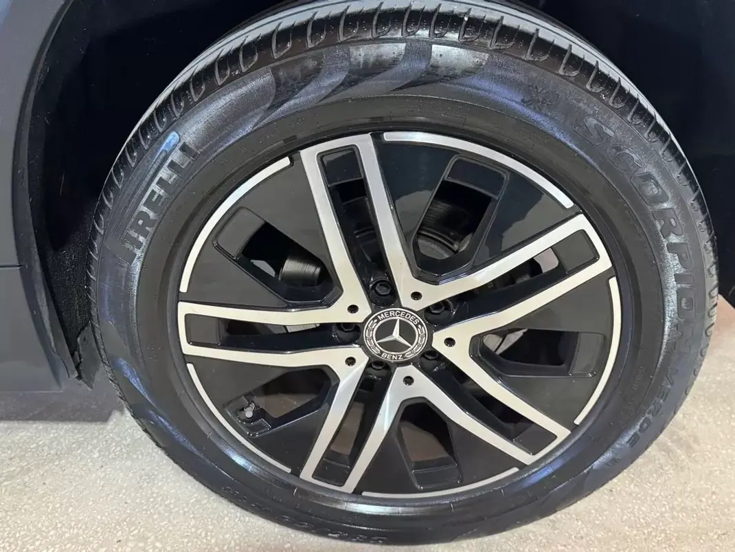 Mercedes-Benz GLA 200 2020 - 29900 EUR, 87063 km - AUTO.MOTO.pt - 87063km - foto 7 de 25