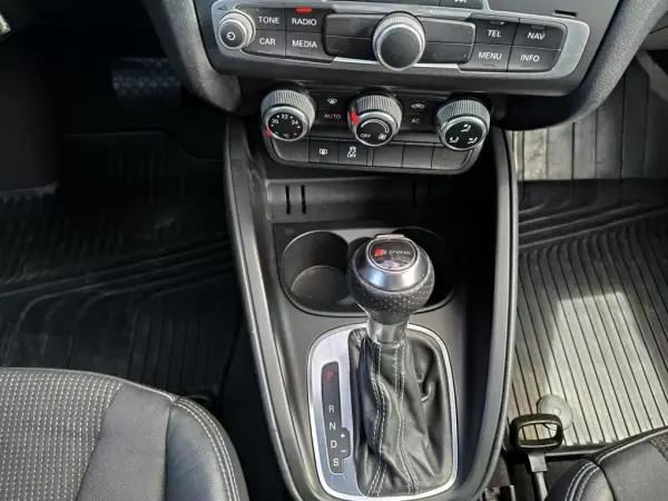 Audi A1 2012 - 11990 EUR, 155000 km - AUTO.MOTO.pt - 155000km - foto 21 de 29