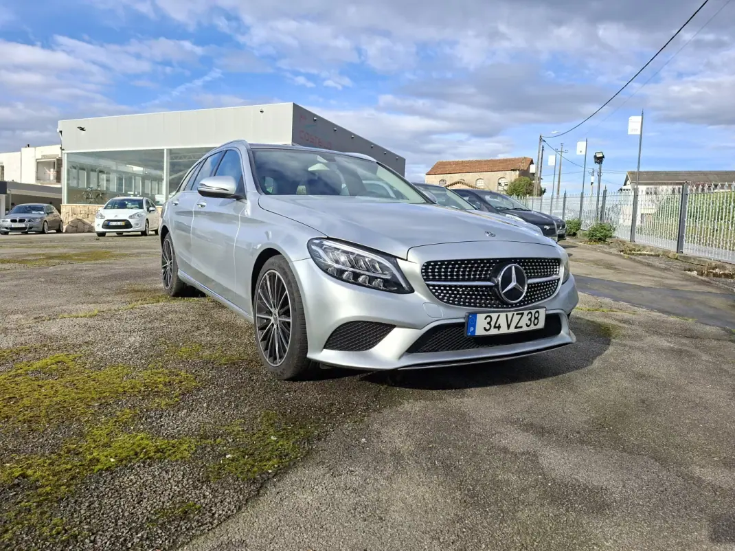 Mercedes-Benz C 200 2019 - 24250 EUR, 95512 km - AUTO.MOTO.pt - 95512km - foto 4 de 27