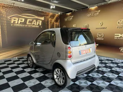 Smart Fortwo Cabrio 2004 - 4450 EUR, 220000 km - AUTO.MOTO.pt - 220000km - foto 8 de 13
