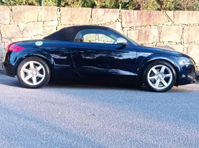 Audi TT Roadster 2007 - 12990 EUR, 208000 km - AUTO.MOTO.pt - 208000km - foto 9 de 22