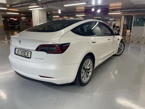 Tesla Model 3 Long-Range Dual Motor AWD 2022 Electric