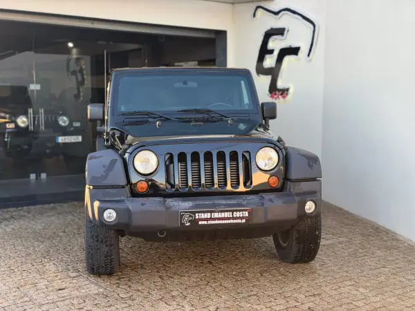 Jeep Wrangler Unlimited 2.8 CRD DPF Sahara 2012 Diesel