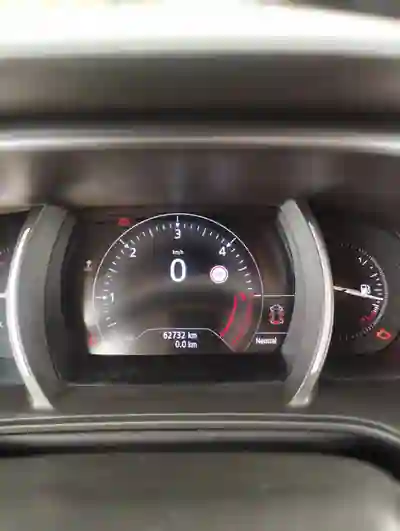 Renault Mégane 2021 - 16200 EUR, 63000 km - 63000km - foto 5 de 12