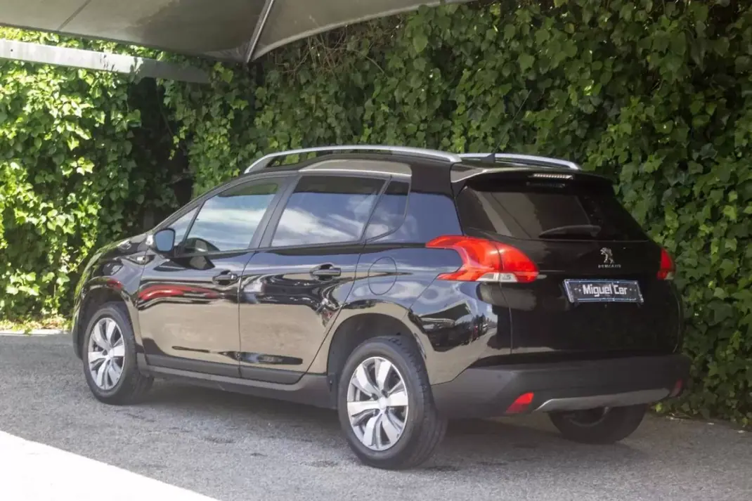 Peugeot 2008 2015 - 11500 EUR, 119000 km - AUTO.MOTO.pt - 119000km - foto 10 de 16