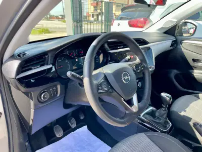 Opel Corsa 2020 - 15250 EUR, 94798 km - AUTO.MOTO.pt - 94798km - foto 11 de 27
