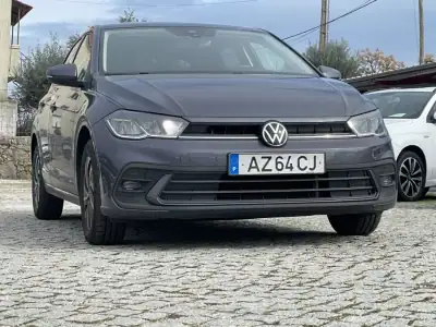 Volkswagen Polo 2023 - 18750 EUR, 44308 km - AUTO.MOTO.pt - 44308km - foto 3 de 11