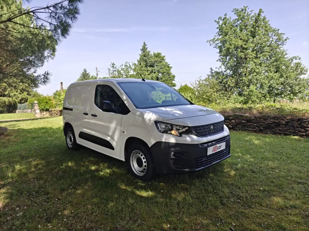Peugeot PARTNER GIRAFON 2021 - 12900 EUR, 104300 km - AUTO.MOTO.pt - 104300km - foto 3 de 31