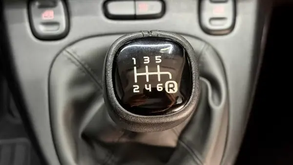 Fiat Panda 2022 - 10570 EUR, 75000 km - AUTO.MOTO.pt - 75000km - foto 30 de 39