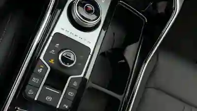 Kia Sorento 2021 - 37500 EUR, 46923 km - AUTO.MOTO.pt - 46923km - foto 8 de 31