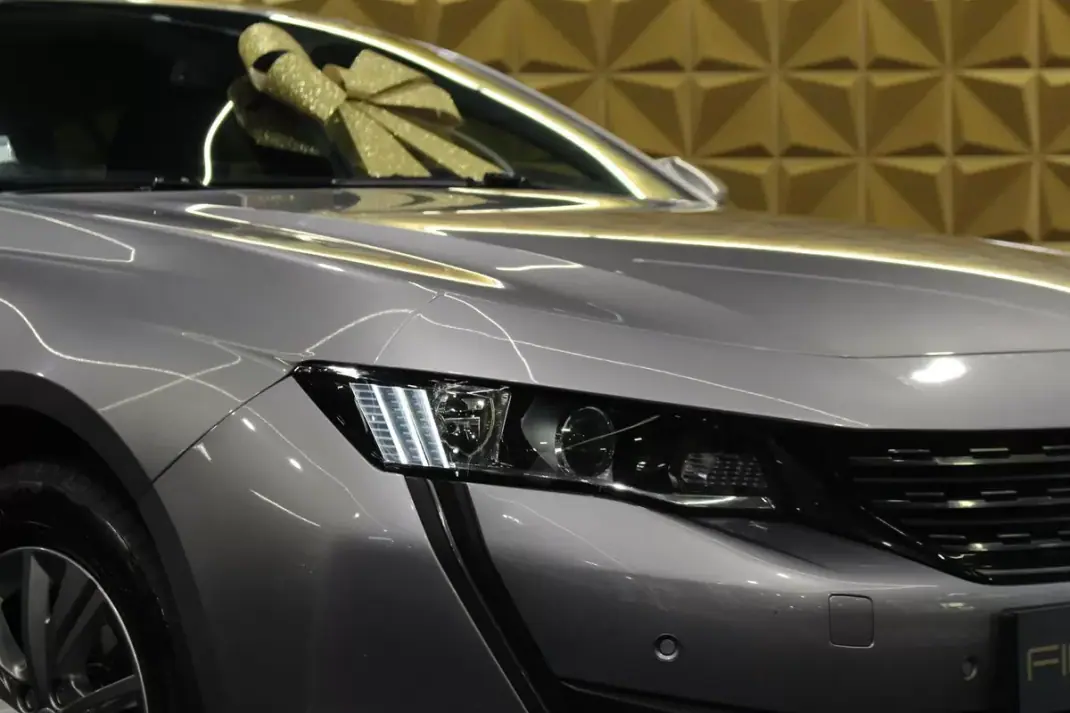 Peugeot 508 SW 2021 - 15250 EUR, 157000 km - AUTO.MOTO.pt - 157000km - foto 5 de 28