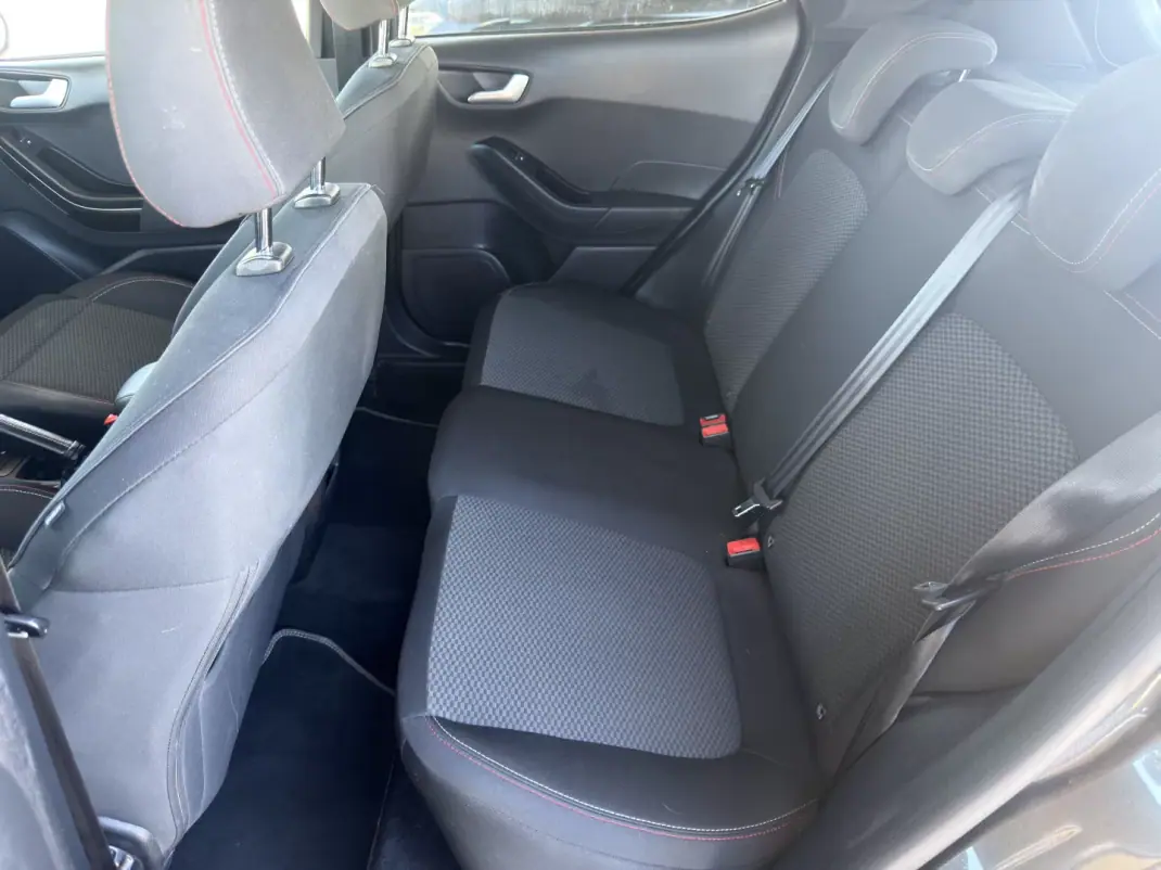 Ford Focus 2020 - 16500 EUR, 72439 km - AUTO.MOTO.pt - 72439km - foto 13 de 15