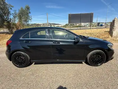 Mercedes-Benz A 180 2017 - 16500 EUR, 182000 km - AUTO.MOTO.pt - 182000km - foto 5 de 41