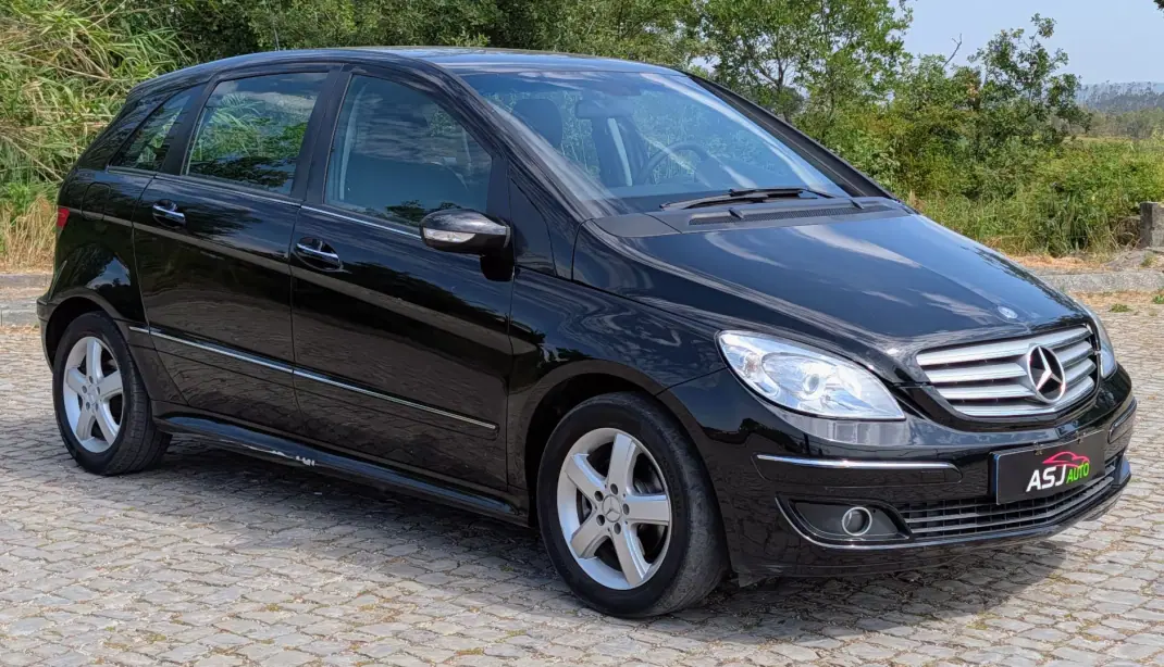 Mercedes-Benz B 180 2006 - 5250 EUR, 397954 km - AUTO.MOTO.pt - 397954km - foto 5 de 18