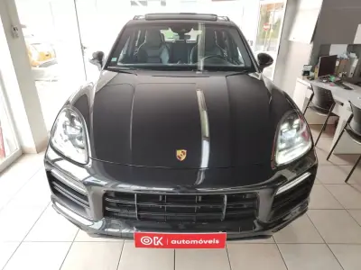 Porsche Cayenne 2020 - 74500 EUR, 67300 km - AUTO.MOTO.pt - 67300km - foto 4 de 40