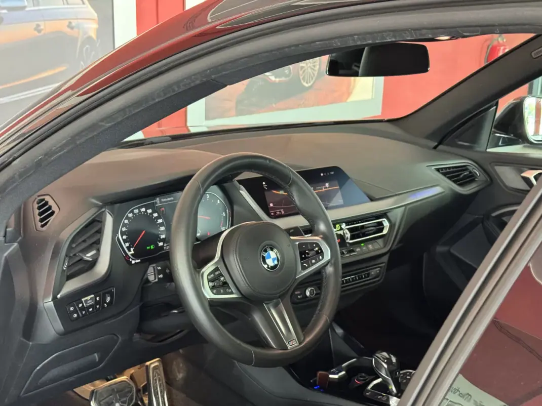 BMW 216 Gran Coupé 2020 - 24990 EUR, 104598 km - 104598km - foto 17 de 21
