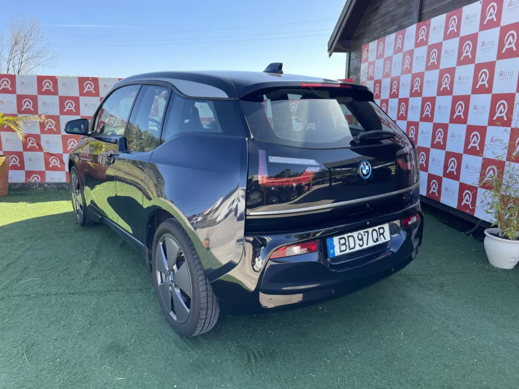 BMW i3 2020 - 22490 EUR, 92625 km - AUTO.MOTO.pt - 92625km - foto 4 de 29