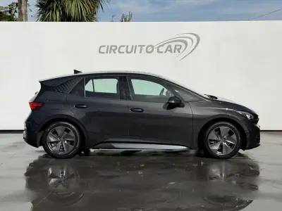 Cupra Born 2022 — foto 5 de 8