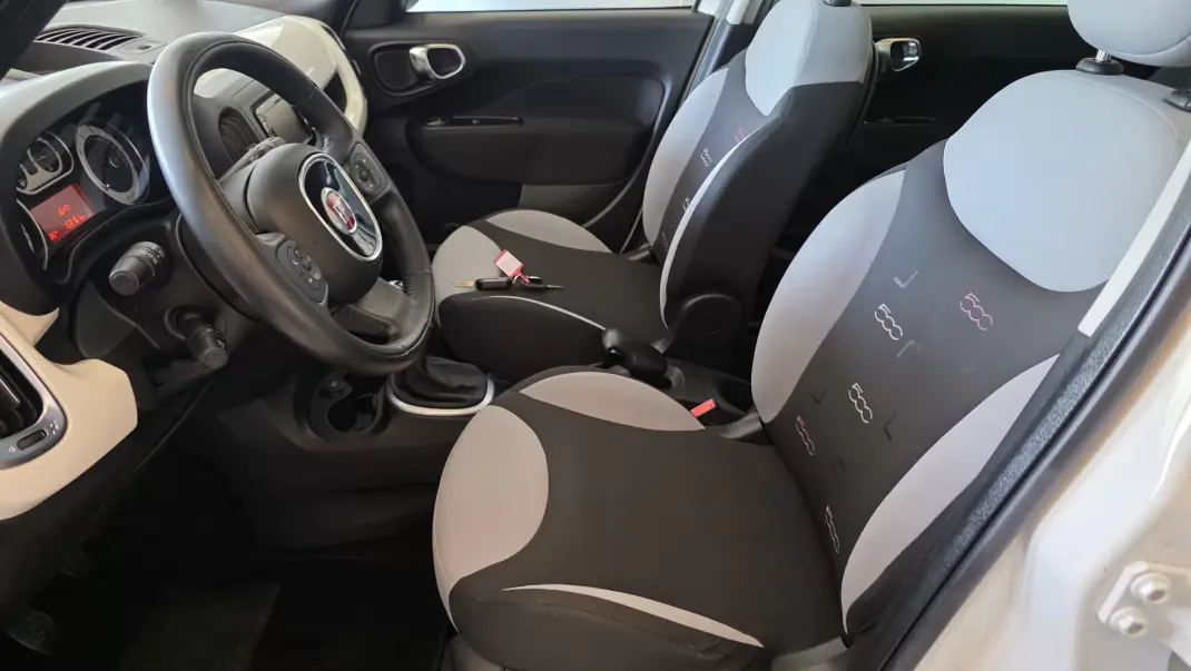 Fiat 500L 2013 - 7900 EUR, 153161 km - AUTO.MOTO.pt - 153161km - foto 35 de 55