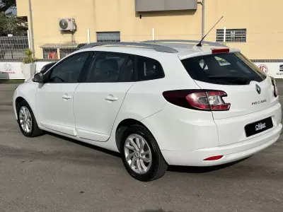 Renault Mégane Sport Tourer 2012 - 6950 EUR, 227000 km - AUTO.MOTO.pt - 227000km - foto 34 de 36