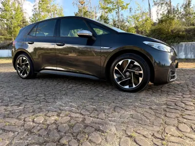 Volkswagen ID.3 2020 - 17950 EUR, 126000 km - AUTO.MOTO.pt - 126000km - foto 17 de 19