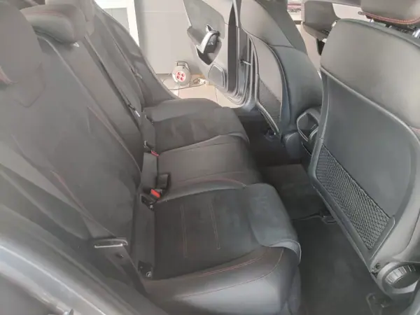 Mercedes-Benz A 220 Limousine 2020 - 30900 EUR, 30000 km - AUTO.MOTO.pt - 30000km - foto 14 de 43