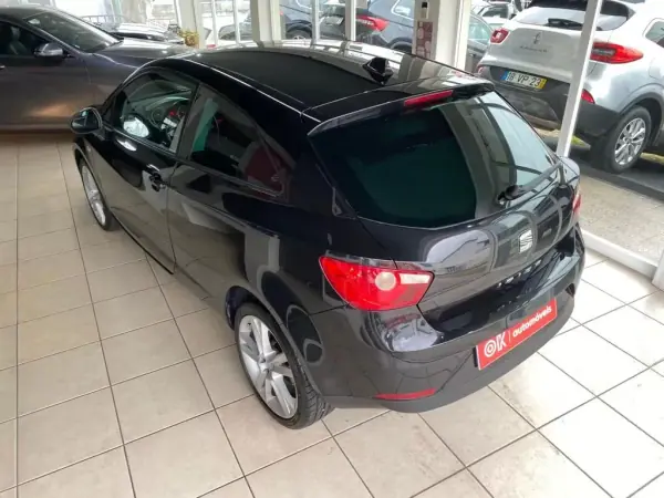 SEAT Ibiza 2011 - 7490 EUR, 134000 km - AUTO.MOTO.pt - 134000km - foto 4 de 34
