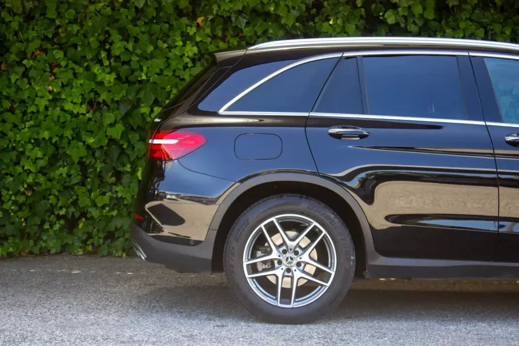 Mercedes-Benz GLC 220 2017 - 36900 EUR, 88000 km - 88000km - foto 4 de 19