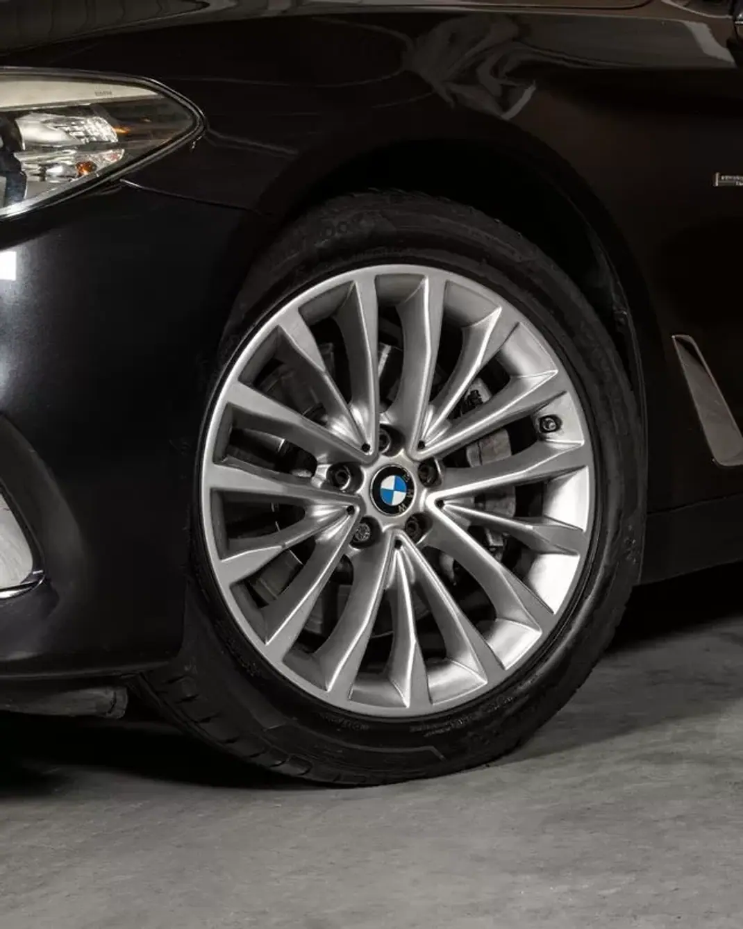 BMW 525 2017 - 24950 EUR, 159000 km - 159000km - foto 8 de 19