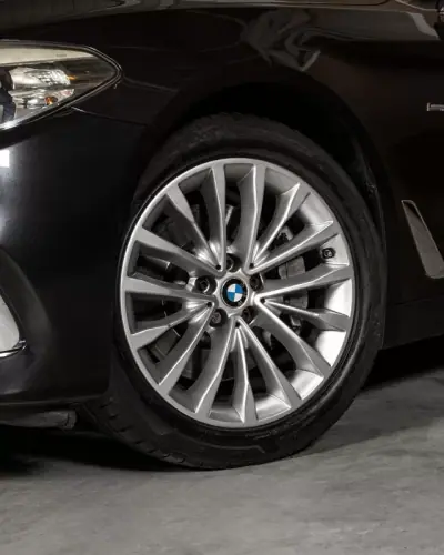 BMW 525 2017 - 25950 EUR, 159000 km - AUTO.MOTO.pt - 159000km - foto 8 de 19