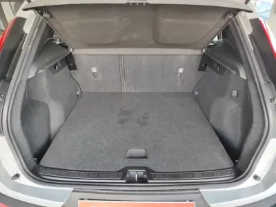 Volvo XC 40 2023 - 37650 EUR, 24400 km - AUTO.MOTO.pt - 24400km - foto 16 de 36