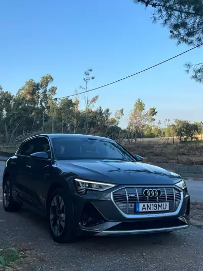 Audi e-tron 2022 - 34750 EUR, 131000 km - AUTO.MOTO.pt - 131000km - foto 13 de 50