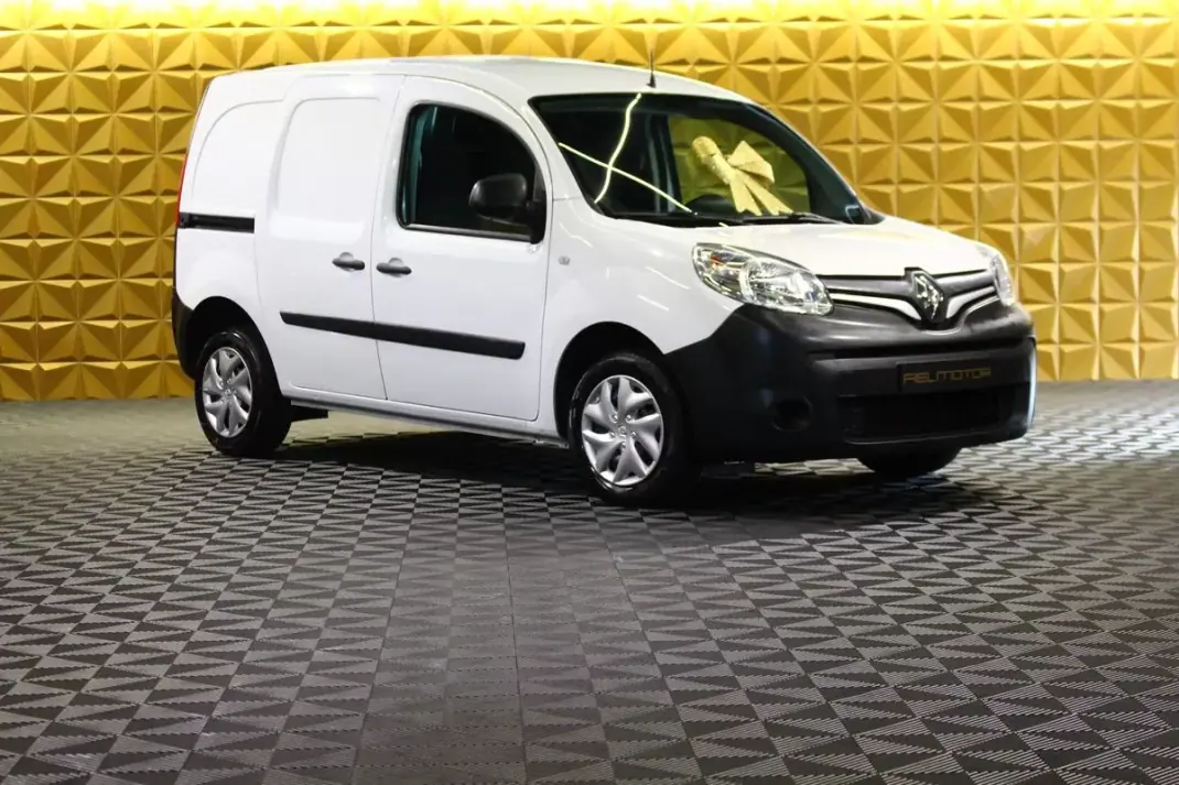 Renault KANGOO IVA DEDUTIVEL 2019 - 9450 EUR, 190000 km - AUTO.MOTO.pt - 190000km - foto 18 de 24